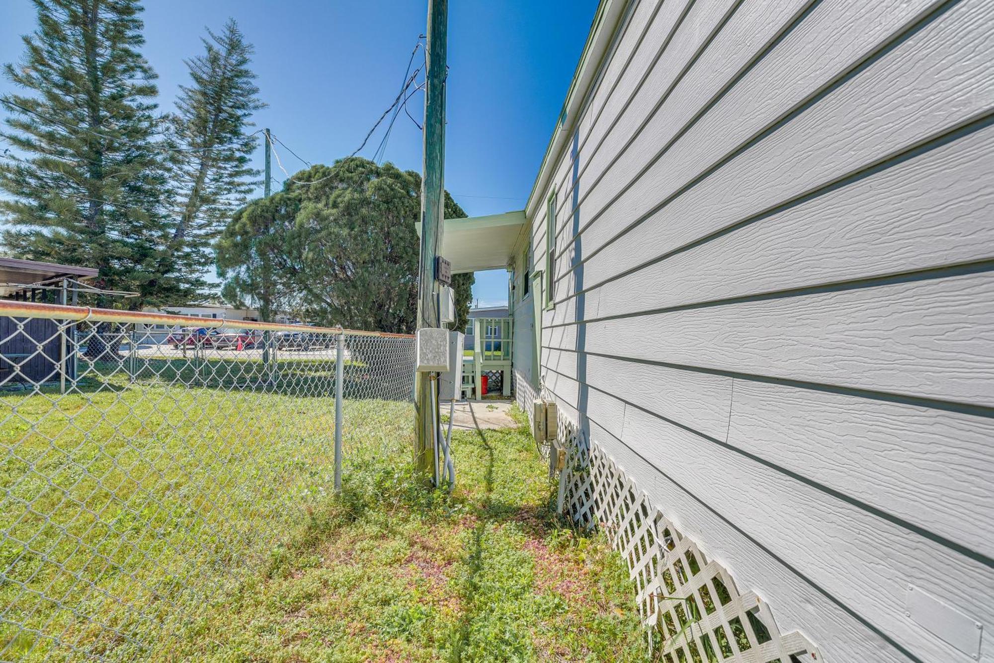 Hudson Home With Dock On Canal About 1 Mi To Beach! Exterior photo